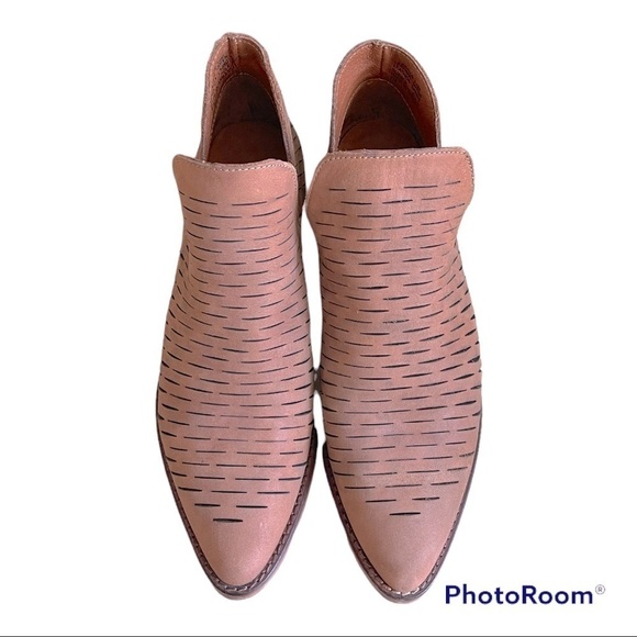 Steve Madden Leather Arowe Western Ankle Booties 7.5 - Picture 4 of 10